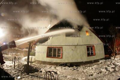 Pozar domu na ulicy Ornitologow 4 w Gdansku - Gorkach...