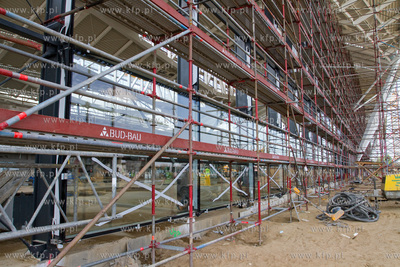 Budowa nowego terminala pasazerskiego T2 na Gdanskim...