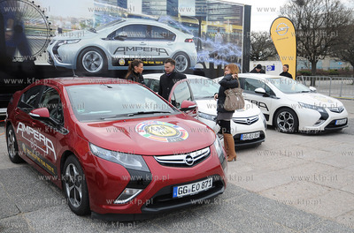 Przed Gdynskim Akwarium na Molo Poludniowym  obyla...