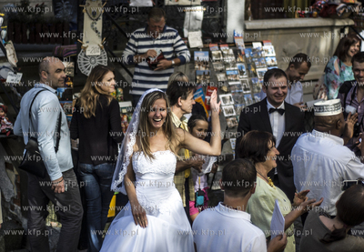 Gdansk. Ul. Mariacka 42. Filia Wojewodzkiej i Miejskiej...