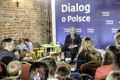 Zamek Gdniew. Spotkanie Prezydenta ronislawa Komorowskiego...