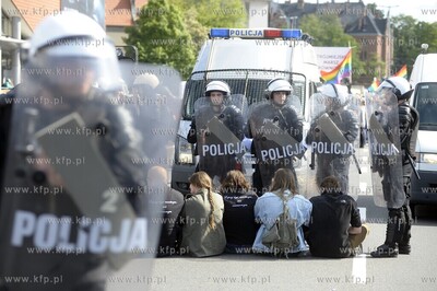 Gdansk I Trojmiejski Marsz Rownosci organizowany przez...
