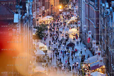 Koncert carillonu i trąbek w Złotej Bramie 26.07.2024...