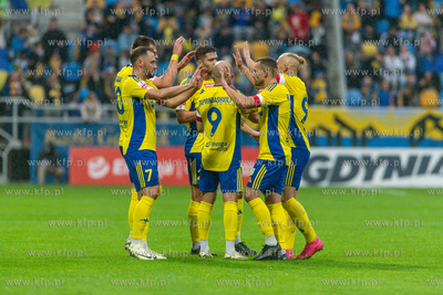 I liga. Arka Gdynia - Kotwica Kołobrzeg n/z radość...