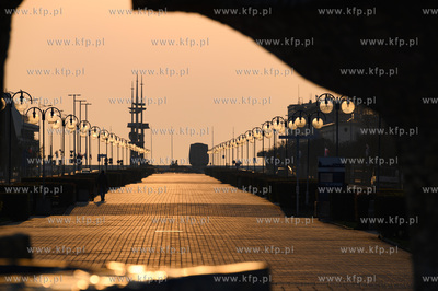 Gdynia. Skwer Kościuszki o poranku. 28.03.2020 Fot....