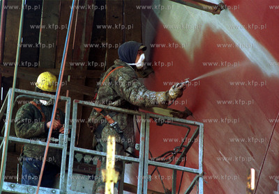 Stocznia Gdynia16.02.2002fot. Wojtek Jakubowski /KFP