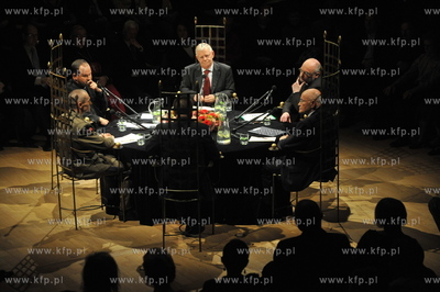 Gdansk. Filharmonia Baltycka. Areopag Gdanski. Debata...