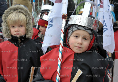 Orszak Trzech Kroli z okazji ich swieta. Pochod Trzech...