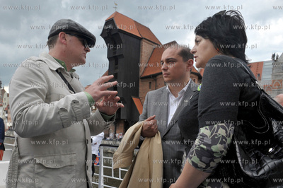 Rejs katamaranem ONYX po gdanskim porcie przedstawicieli...