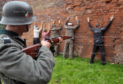 Plan filmu 14 godzin. Pierwsi w walce o obronie Poczty...