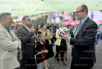 Festyn charytatywny Zeszyt dla Ucznia odbyl sie tym...