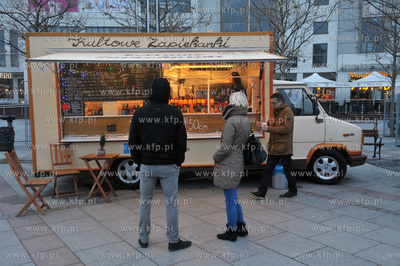 Sopocki Jarmark Bozonarodzeniowy i sopocka wigilia...