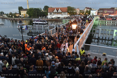 Gdańsk. Uroczyste otwarcie kładki na Ołowiankę....