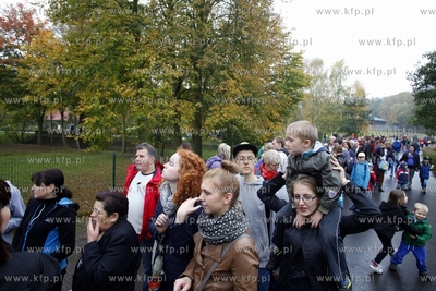 Dzien Otwarty oliwskiego Zoo. Tlumy podczas otwarcia...