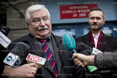 Obwodowa Komisja Wyborcza nr. 200 w Gdańsku. Głosowanie...