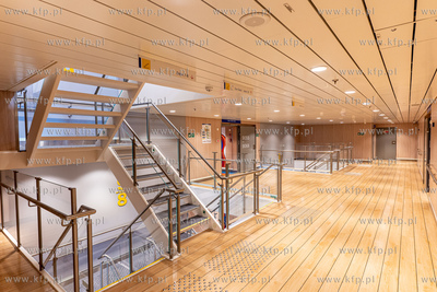 Terminal Promowy Portu Gdynia. Ceremonia nadania imienia...