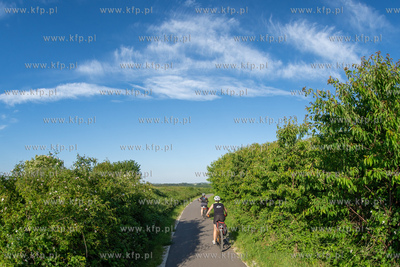 Trasa rowerowa Krokowa - Swarzewo dawnym nasypem kolejowym....
