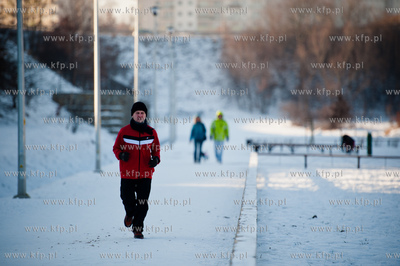 Gdansk. Nowo powstaly zbiornik retencyjny - Madalinskiego,...