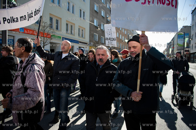 Gdynia. Trójmiejska Manifa 2012. Marsz zorganizowany...