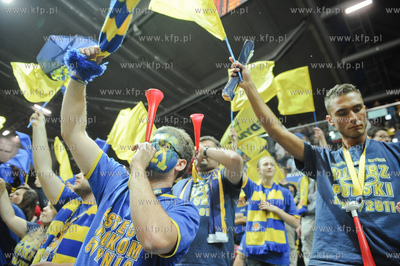 Hala Sportowo - Widowiskowa Gdynia. Piaty mecz finalowy...