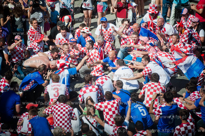 Gdansk. Dlugi Targ. Chorwaccy kibice przed meczem Mistrzostw...