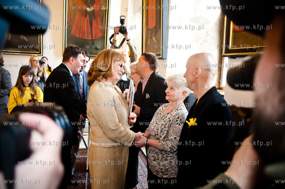 Gdansk. Ratusz Glownego Miasta. Pola Nadziei. Uroczystosc...