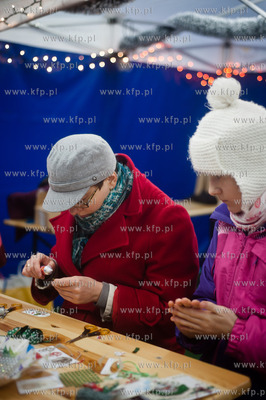 Sopot. Plac Przyjaciol Sopotu. Jarmark Bozonarodzeniowy.
Nz...
