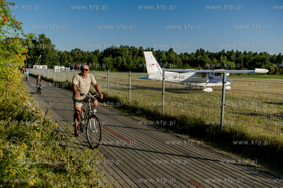 Lotnisko w Jastarni. 19.08.2015 fot. Mateusz Ochocki...