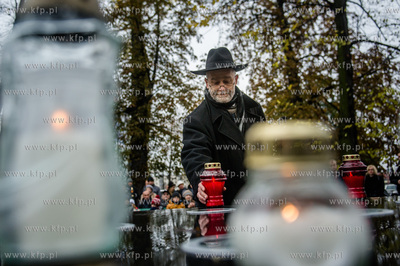 Gdańsk. Cmentarz Nieistniejących Cmentarzy. Modlitwa...