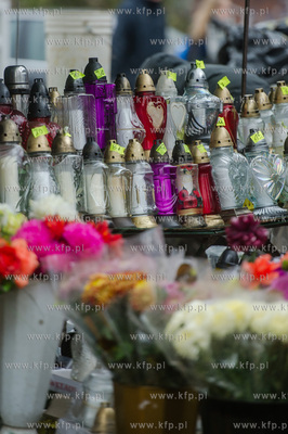 Gdańsk. Cmentarz św. Jadwigi w Nowym Porcie. Dzień...