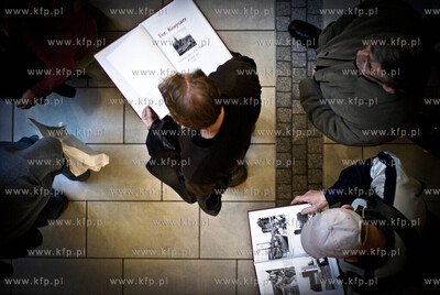 CH Manhattan. Promocja IV czesci albumu Fot. Kosycarz...