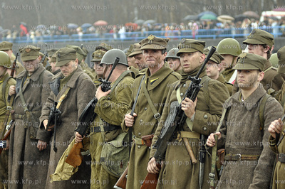 65 rocznica walk o Kolobrzeg i zaslubin z morzem. Widowisko...