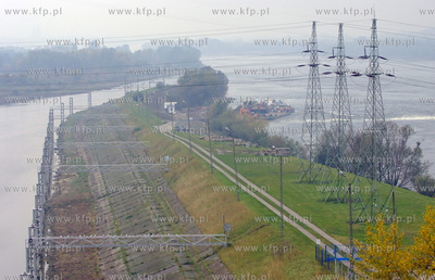 Zapora wodna na rzece Wisle we Wloclawku.
02.10.2007
Fot....
