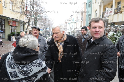 Przewodniczacy Parlamentu Europejskiego prof. Jerzy...