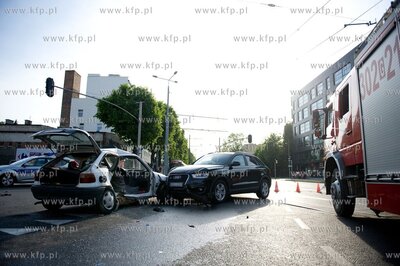 Gdansk. Wypadek na skrzyzowaniu ul. Kartuskiej i Pohulanki....