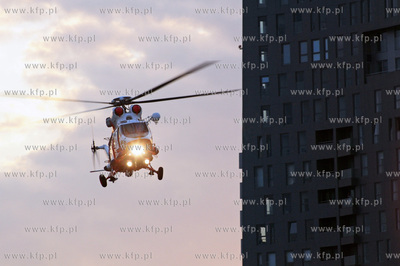 Gdynia. Pokaz ratownictwa morskiego w wykonaniu załogi...