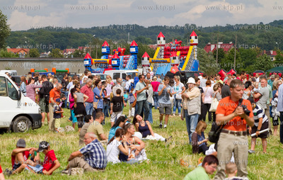 Festyn lotniczy z okazji 100-lecia lotnictwa w Elblagu.
14.07.2012
fot....