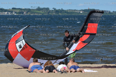 Wakacje w Pucku. Kitesurfing 20.07.2013 fot. Andrzej...