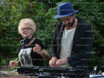 Sopot. Międzypokoleniowa potańcówka w Operze Leśnej....