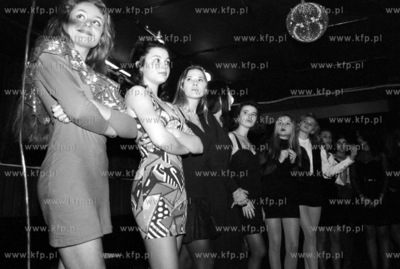 Wybory Miss w klubie studenckim Wysepka na ul. Polanki...