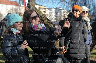 Gdynia. Infobox. Kurier Gdynski zaprosil mieszkancow...