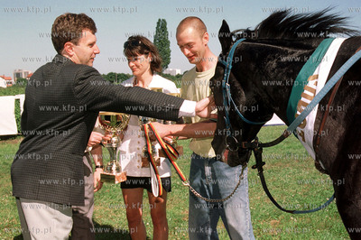 Prezydent Sopotu Jacek Karnowski na hipodromie w Sopocie...