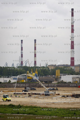 Gdansk. Budowa stadionu pikarskiego Baltic Arena. Nz...