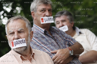 Europosel PiS zdecydowal przekazac wydawcy Gazety Wyborczej...