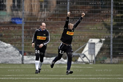 Gdansk. Boisko przy ul. Traugutta.  Sylwestrowy mecz...