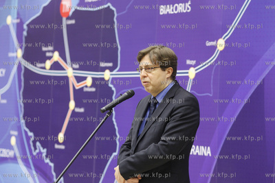 Gdansk. Amber Expo. PERN Przyjazn podpisal  umowę...