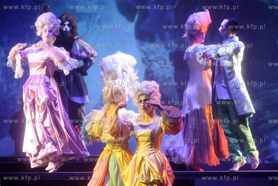 Gdansk. Uroczyste otwarcie Teatru Szekspirowskiego....