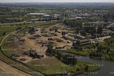 Widok z pylonu mostu im. Jana Pawła II na Martwej...