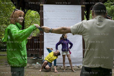 Gdańsk Oliwa. Parkowanie w parku oliwskim.  Zatrzymać...