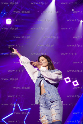 Stężyca. Disco Pod Gwiazdami. Nz. Honorata Skarbek.
12.08.2017
fot....